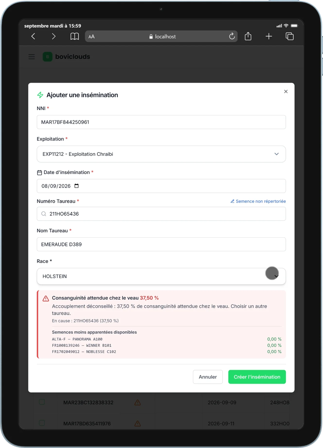 Un 0 % vous ferait croire que tout va bien. C'est plus dangereux que pas d'information du tout. Ce n'est pas un choix qu'un développeur pourrait défaire par inadvertance : un test automatique verrouille ce comportement dans notre code. Même règle pour les moyennes : un taux moyen n'est jamais affiché seul, la mention « calculé sur X % du troupeau » l'accompagne toujours.